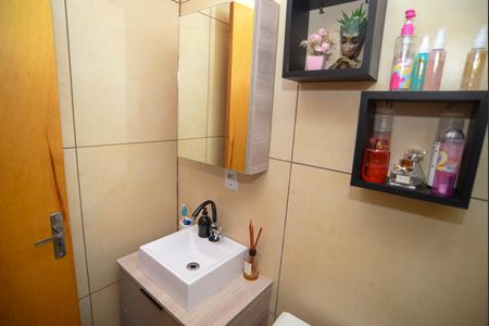 Apartamento para alugar com 45m², 2 quartos e sem vagaBanheiro
