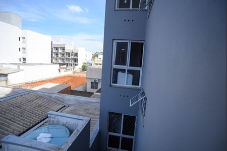 Vista da Área de Serviço de apartamento para alugar com 2 quartos, 45m² em Jardim Algarve, Viamão