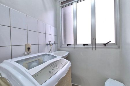 Apartamento para alugar com 57m², 3 quartos e 1 vagaÁrea de Serviço