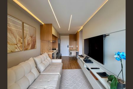 Sala de apartamento à venda com 2 quartos, 37m² em Jardim São Luís, São Paulo