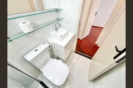 Apartamento para alugar com 47m², 2 quartos e 1 vaga Apartamento para alugar com 47m², 2 quartos e 1 vagaQuarto 3Banheiro