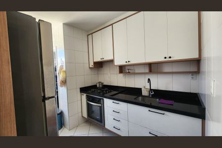 Apartamento para alugar com 83m², 2 quartos e 1 vagaCozinha 