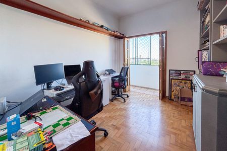 Apartamento à venda com 140m², 3 quartos e 1 vaga