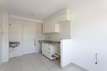 Sala/Cozinha  de apartamento para alugar com 2 quartos, 32m² em Colônia (zona Leste), São Paulo