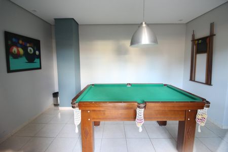 Apartamento para alugar com 49m², 2 quartos e 1 vagaÁrea comum - Sala de jogos