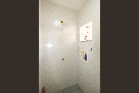 Casa para alugar com 155m², 2 quartos e 1 vaga Casa para alugar com 155m², 2 quartos e 1 vagaBanheiro Social