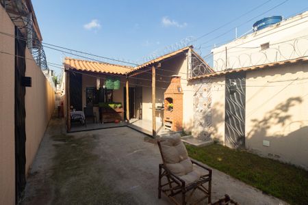 Casa para alugar com 155m², 2 quartos e 1 vaga Casa para alugar com 155m², 2 quartos e 1 vagaQuintal