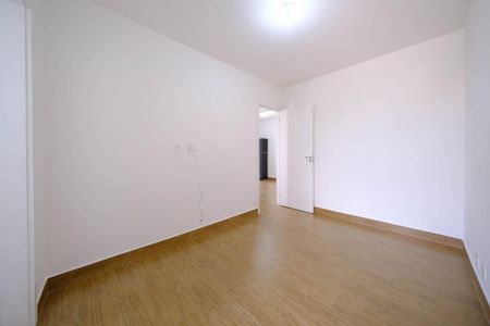 Apartamento à venda com 74m², 3 quartos e 2 vagasSuíte
