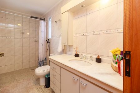 Casa à venda com 270m², 4 quartos e 2 vagasBanheiro 3