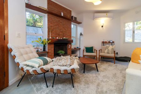 Casa à venda com 270m², 4 quartos e 2 vagasSala