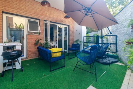 Casa à venda com 270m², 4 quartos e 2 vagasQuintal