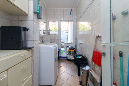 Casa à venda com 270m², 4 quartos e 2 vagasÁrea de Serviço