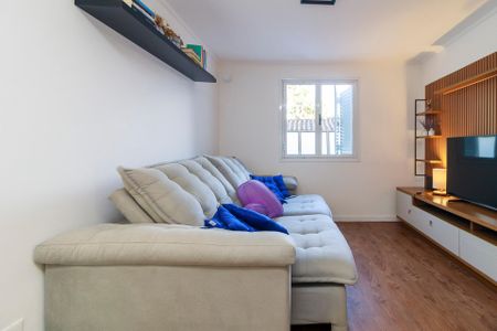 Casa à venda com 270m², 4 quartos e 2 vagasSala Privativa