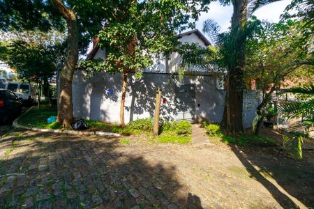 Casa à venda com 270m², 4 quartos e 2 vagasFachada