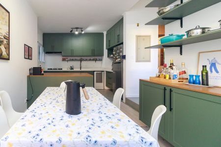 Casa à venda com 270m², 4 quartos e 2 vagasCozinha
