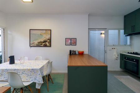 Casa à venda com 270m², 4 quartos e 2 vagasCozinha