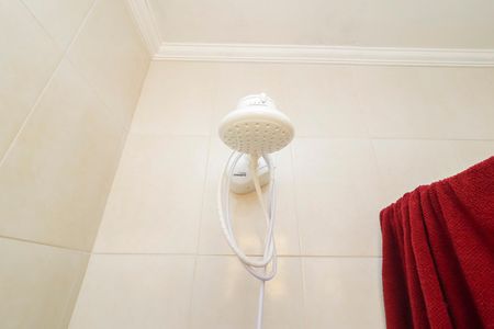 Casa à venda com 280m², 3 quartos e 3 vagasBanheiro da Suíte 2