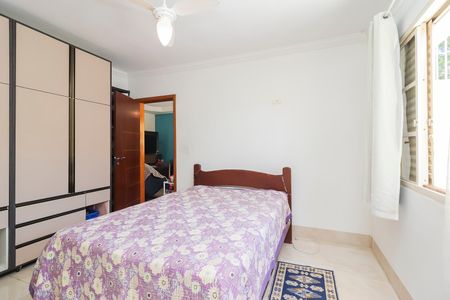 Casa à venda com 280m², 3 quartos e 3 vagasQuarto 1 - Suíte