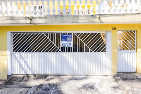 Casa à venda com 280m², 3 quartos e 3 vagasFachada