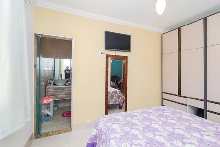 Casa à venda com 280m², 3 quartos e 3 vagasQuarto 1 - Suíte