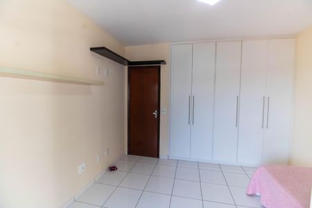 Apartamento à venda com 150m², 3 quartos e 2 vagasQuarto 2