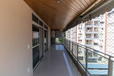 Apartamento à venda com 150m², 3 quartos e 2 vagasVaranda da Sala