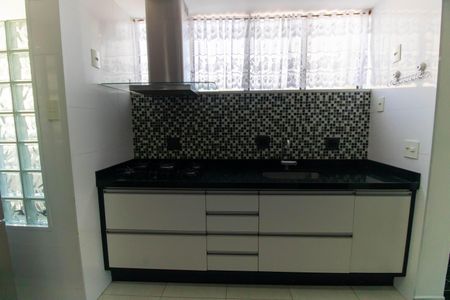 Apartamento à venda com 150m², 3 quartos e 2 vagasCozinha