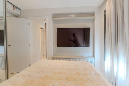 Apartamento à venda com 70m², 2 quartos e 1 vagaSuíte 1