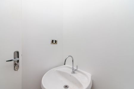 Apartamento para alugar com 50m², 2 quartos e sem vagaBanheiro