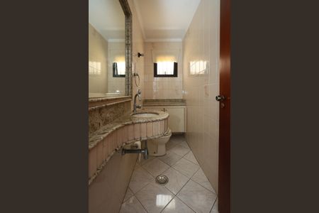 Casa à venda com 151m², 3 quartos e 2 vagasLavabo