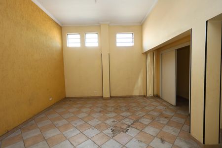 Casa à venda com 151m², 3 quartos e 2 vagassalao de festa