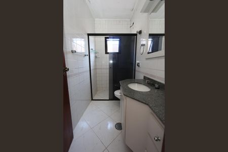 Casa à venda com 151m², 3 quartos e 2 vagasBanheiro