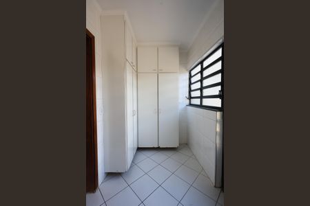 Casa à venda com 151m², 3 quartos e 2 vagasÁrea de Serviço