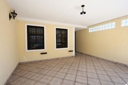 Casa à venda com 151m², 3 quartos e 2 vagasGaragem