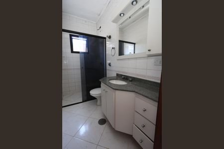 Casa à venda com 151m², 3 quartos e 2 vagasBanheiro