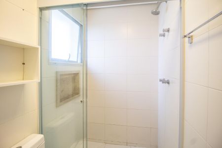 Apartamento à venda com 83m², 3 quartos e 2 vagasBanheiro da suíte