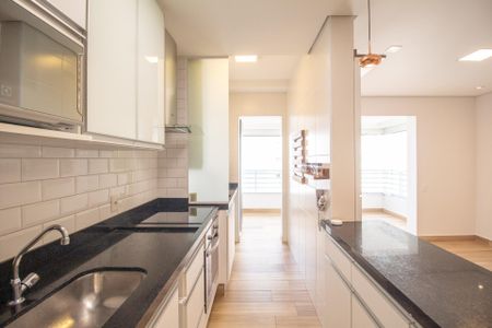 Apartamento à venda com 83m², 3 quartos e 2 vagasCozinha e área de serviço