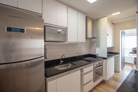 Apartamento à venda com 83m², 3 quartos e 2 vagasCozinha e área de serviço