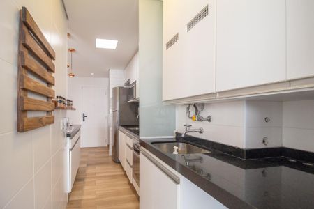Apartamento à venda com 83m², 3 quartos e 2 vagasCozinha e área de serviço