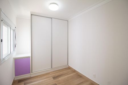 Apartamento à venda com 83m², 3 quartos e 2 vagasQuarto 2