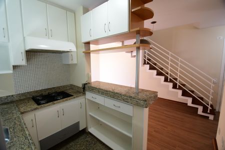 Apartamento para alugar com 1 quarto, 62m² em Cambuí, Campinas