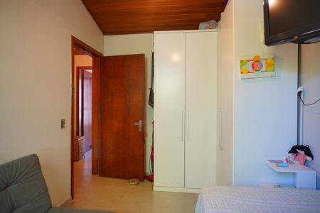 Quarto 1 de casa à venda com 2 quartos, 94m² em Morro Santana, Porto Alegre