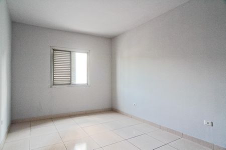 Casa para alugar com 3 quartos, 250m² em Jardim Libano, São Paulo