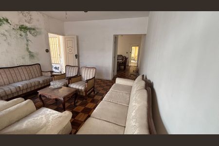 Casa à venda com 130m², 3 quartos e 2 vagas