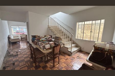 Casa à venda com 130m², 3 quartos e 2 vagas