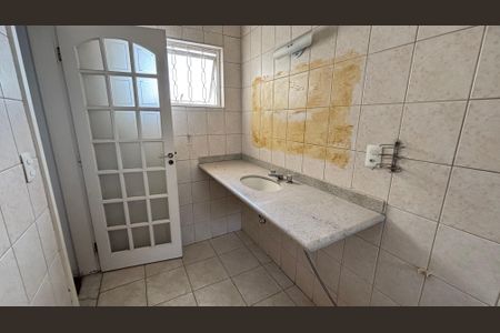 Casa à venda com 130m², 3 quartos e 2 vagas