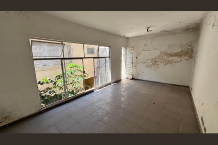 Casa à venda com 130m², 3 quartos e 2 vagas