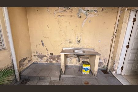 Casa à venda com 130m², 3 quartos e 2 vagas