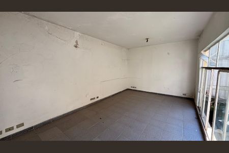 Casa à venda com 130m², 3 quartos e 2 vagas