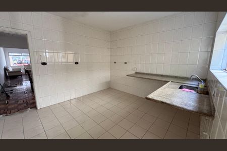 Casa à venda com 130m², 3 quartos e 2 vagas